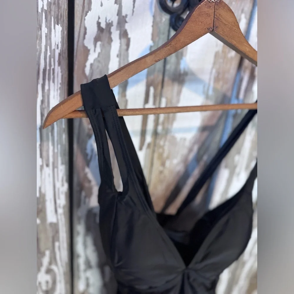 Elegant Black Women's Swim Dress Size XL NWT - Picture 4 of 9